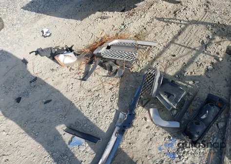 2004 Chevrolet Silverado 1500 Ls from USA, damaged, VIN 2GCEC19T441372080